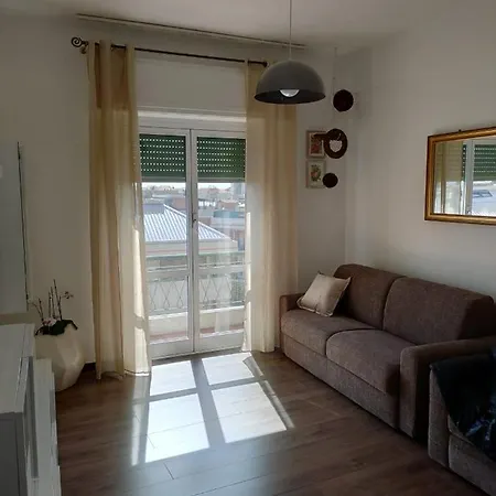 Celine A Due Passi Dal Mare Cin It09056c2w8wf7m33 Savona