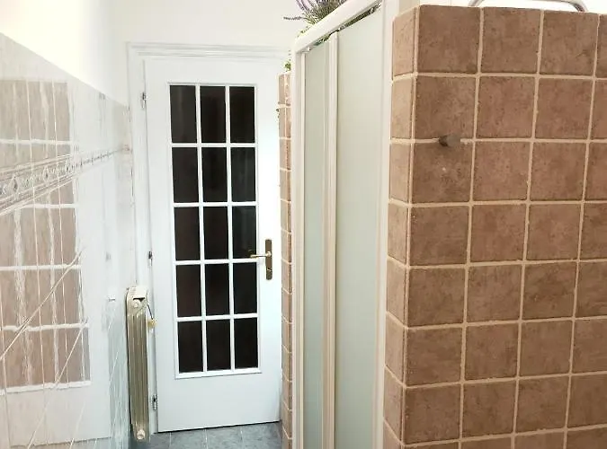 Vakantiehuis Celine A Due Passi Dal Mare Cin It09056c2w8wf7m33 Savona